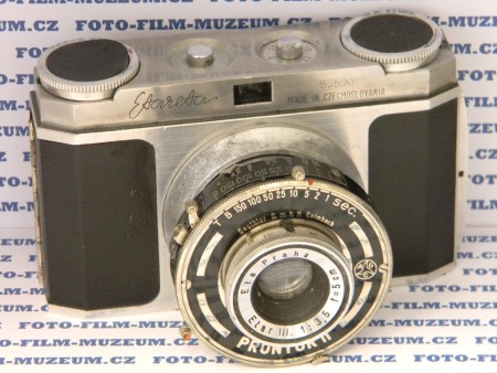 Etareta vycházející z modelu 4. Točítka s koženkovým polepem. Tato je zajímavá použitou velkou závěrkou Prontor II.