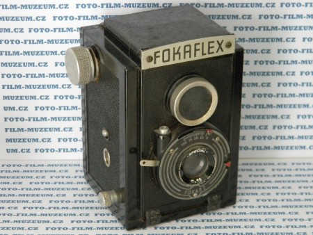 Verze fotoaparátu Fokaflex s počítadlem snímků.