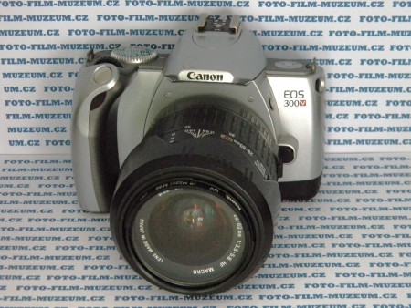 Poslední kinofilmová zrcadlovka od Canonu. Prodej od r.2002. Nový tvar gripu. Stavový displej se přestěhoval na zadní stěnu.Je větší a rychle k dispozici. Vertikální lamelová elektronická závěrka s časy 30s - 1/2000s + B. X sync. 1/90s. Posun až 2,5sn./s.