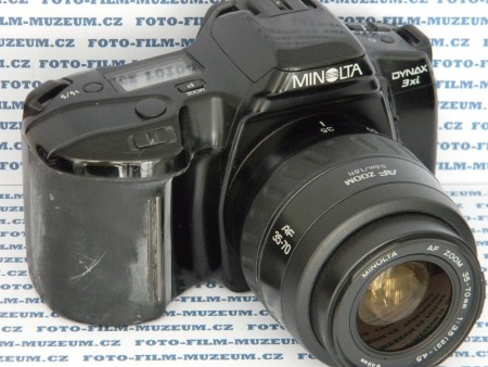 AF zrcadlovka uvedená na trh v r.1991. Lamelová závěrka s vertikálním chodem s rozsahem časů 30s. - 1/2000s + B. Měření TTL 8 segmentovým článkem. Bajonet Minolta A. Motorové převíjení. Pentagonální hranol.