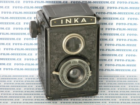 Vzácnější typ fotoaparátu Inka s nápisem ČSR na štítku závěrky.