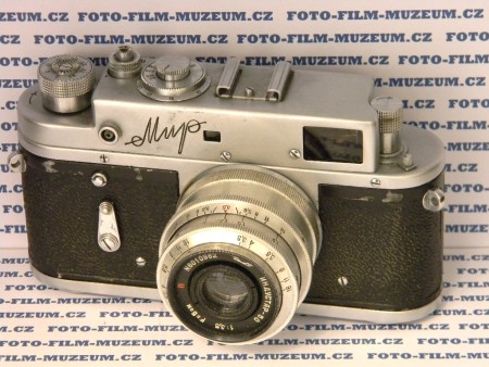 Typ PM 2110. Nejběžnější model aparátu Mir. Výroba 1959 - 1961. Aparát na kinofilm s formátem negativu 24x36mm vycházející z aparátu Leica. Velmi podobný jako Zorkij 4. Objektiv Industar -50. Celkem vyrobeno cca 135 tisíc ks.